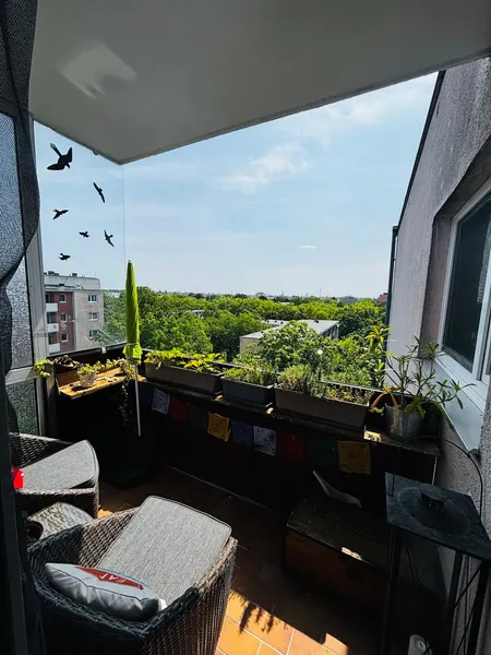 Vollmöblierte Sonnige 1 Zimmer Wohnung mit Badewanne und Balkon — photo 1